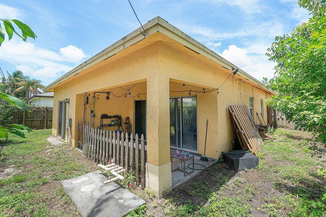 030-2406SundyAvenue-DelrayBeach-FL-33444