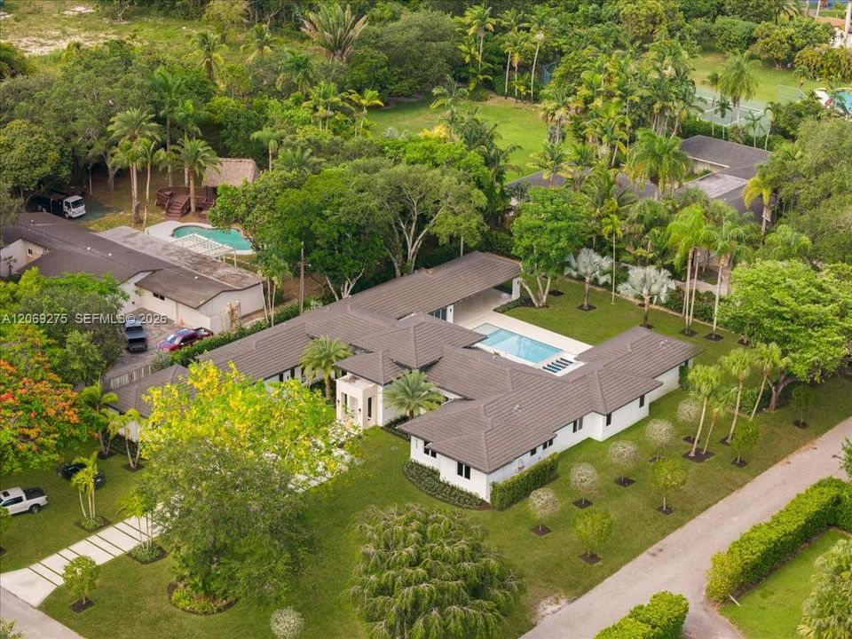 En Venta: $4,750,000 (7 camas, 7 baños, 5394 Pies cuadrados)