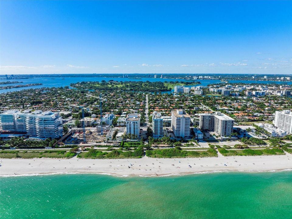Active With Contract: $3,650 (2 beds, 2 baths, 1001 Square Feet)