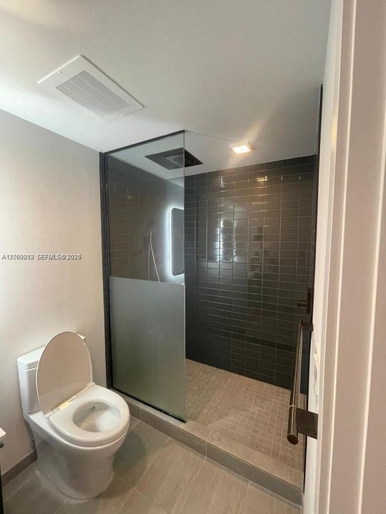 For Sale: $378,000 (0 beds, 1 baths, 420 Square Feet)