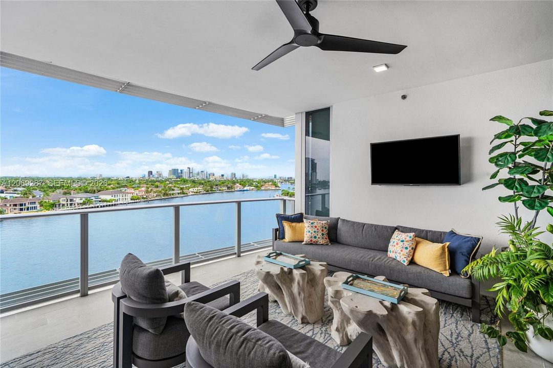 Views of Intracoastal to Ocean