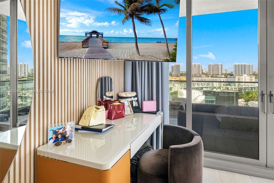 For Sale: $10,500,000 (4 beds, 5 baths, 3854 Square Feet)