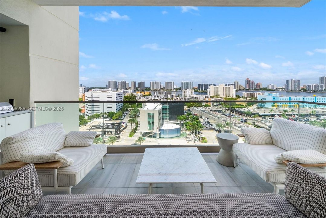 For Sale: $10,500,000 (4 beds, 5 baths, 3854 Square Feet)