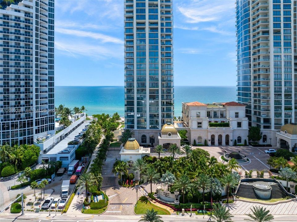 For Sale: $10,500,000 (4 beds, 5 baths, 3854 Square Feet)