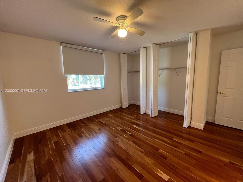For Rent: $6,500 (5 beds, 4 baths, 3994 Square Feet)