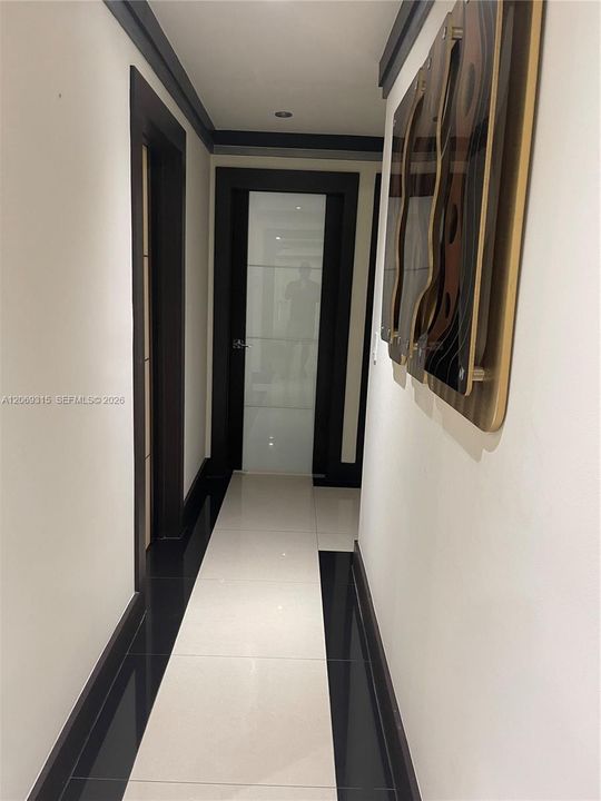 В аренду: $9,000 (5 спален, 3 ванн, 2176 Квадратных фут)