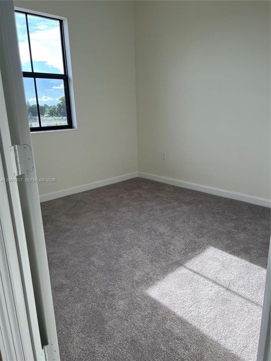 For Rent: $3,200 (3 beds, 2 baths, 1650 Square Feet)