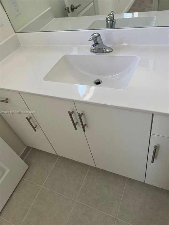 For Rent: $3,200 (3 beds, 2 baths, 1650 Square Feet)
