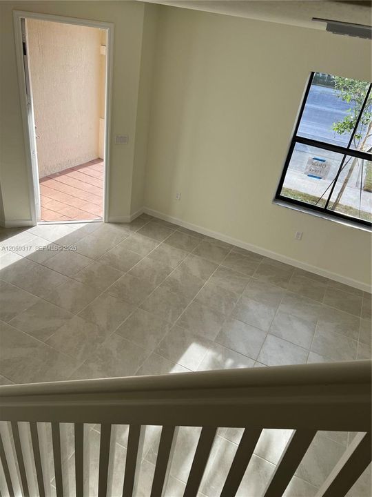 For Rent: $3,200 (3 beds, 2 baths, 1650 Square Feet)