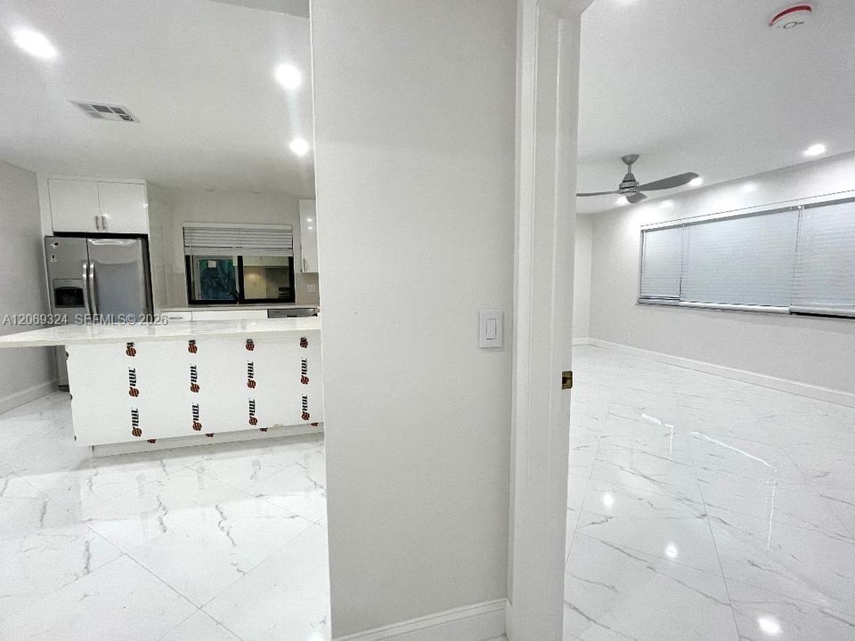 Kitchen/2nd Living Room (In-Law Quoter)