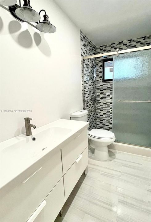 4th Bathroom/w Stand-Up Shower (In-Law Quoter)