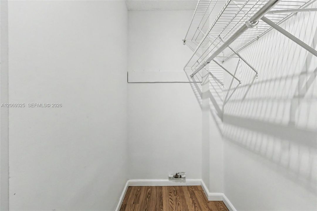 For Sale: $119,000 (2 beds, 2 baths, 960 Square Feet)
