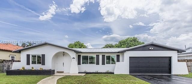 For Sale: $678,000 (3 beds, 2 baths, 1660 Square Feet)