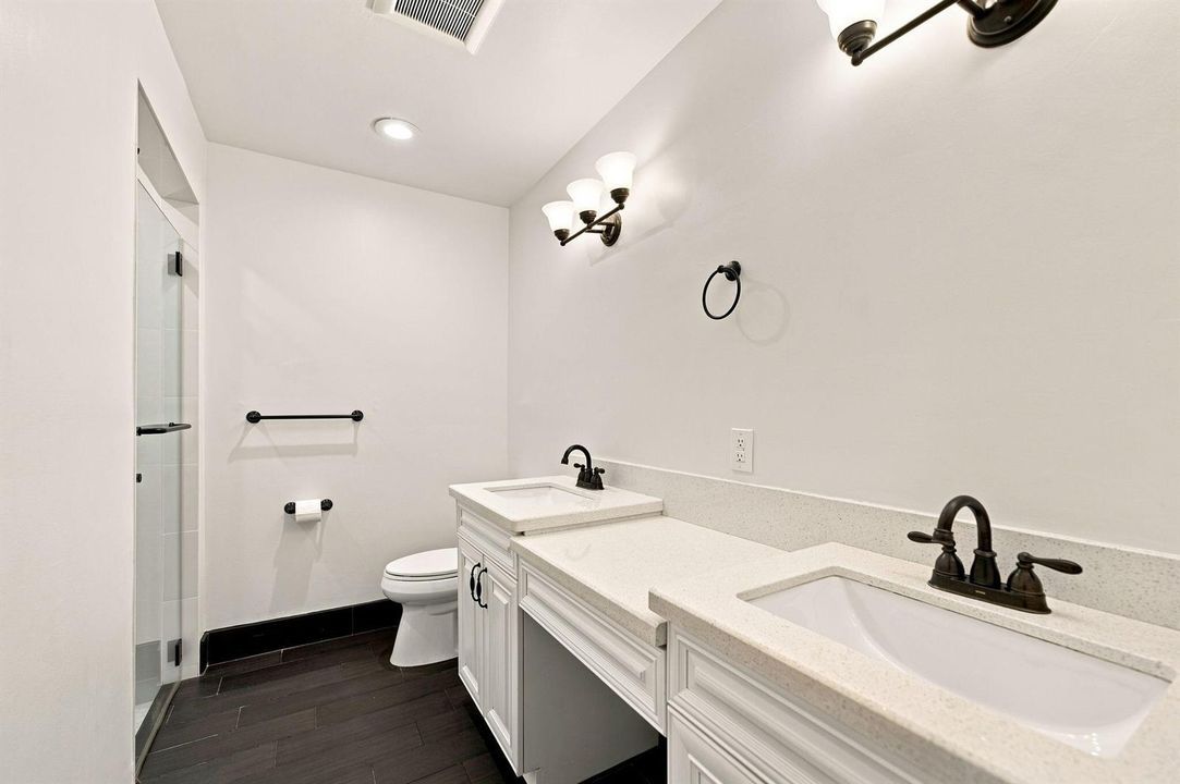17-web-or-mls-22311-whistling-pines-ln