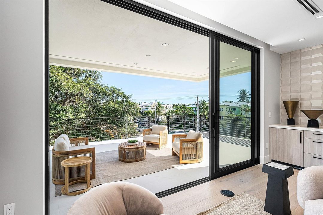 038-810AndrewsAvenue-DelrayBeach-FL-3348