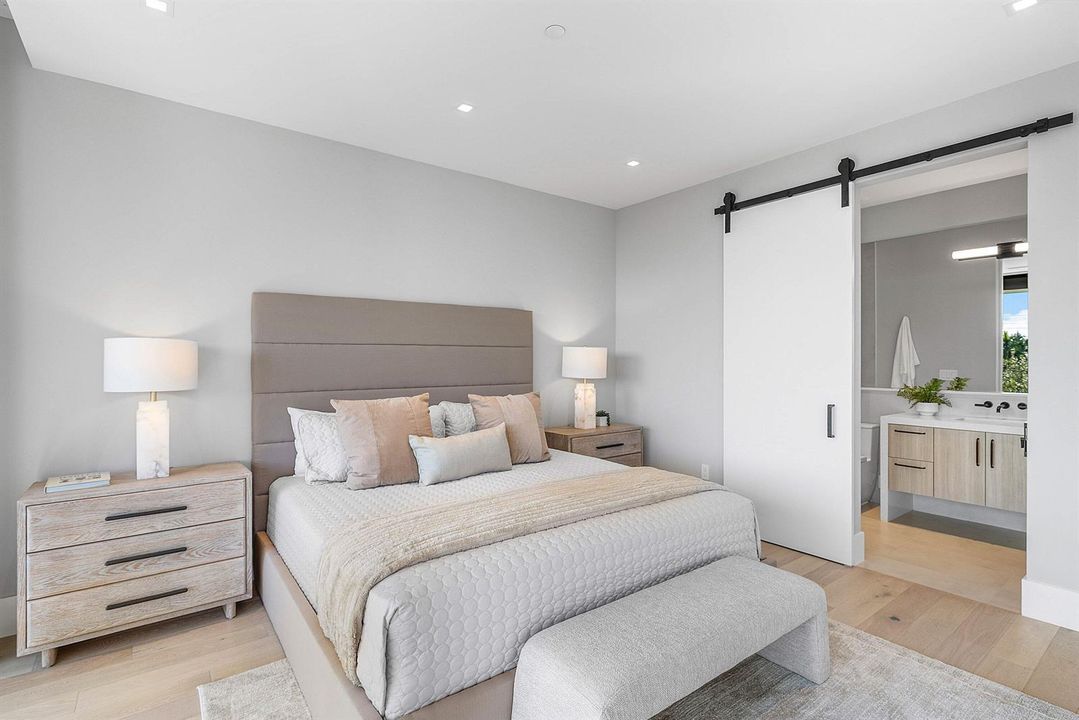 045-810AndrewsAvenue-DelrayBeach-FL-3348