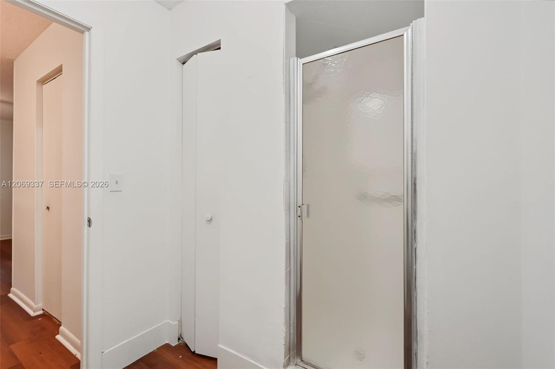For Sale: $149,900 (2 beds, 2 baths, 1144 Square Feet)