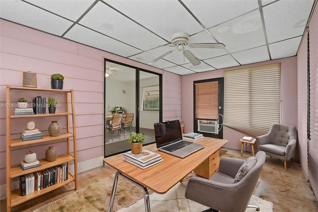 “Virtually staged. Furniture and décor are not included.”