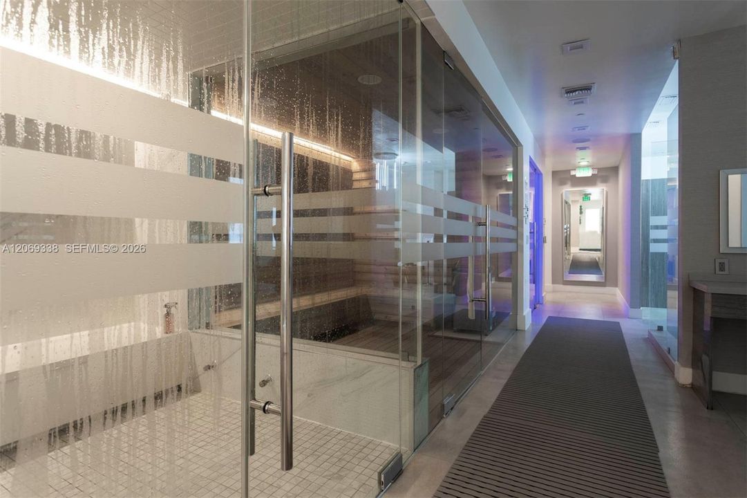 Club House - Steam room