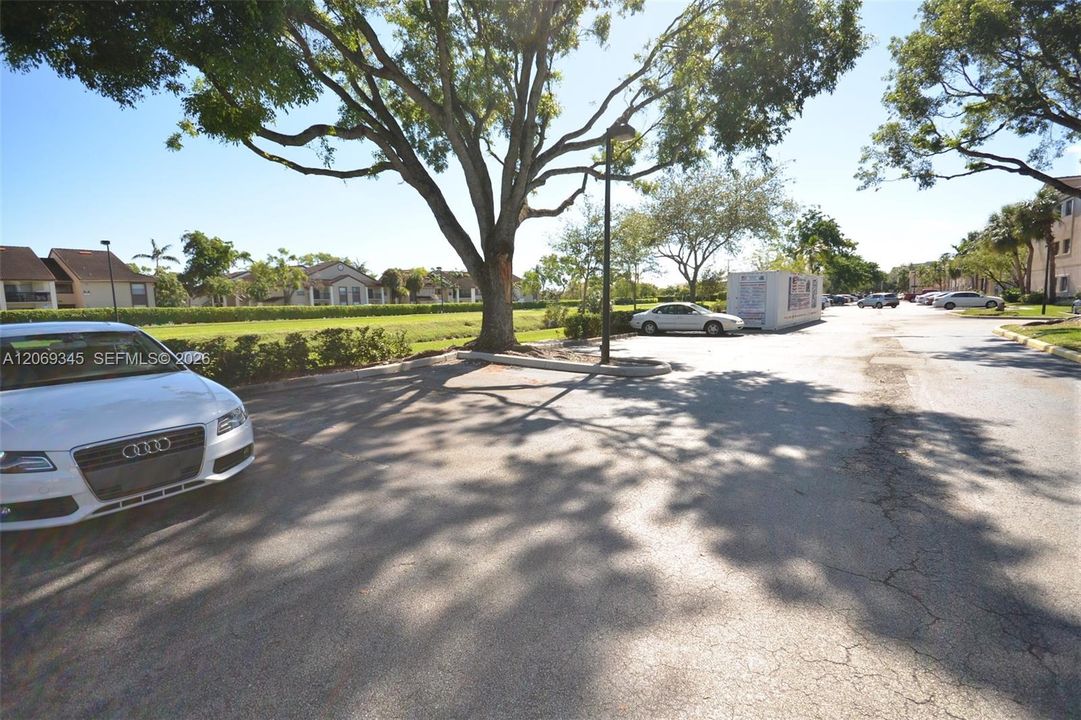 For Rent: $2,000 (2 beds, 2 baths, 1100 Square Feet)