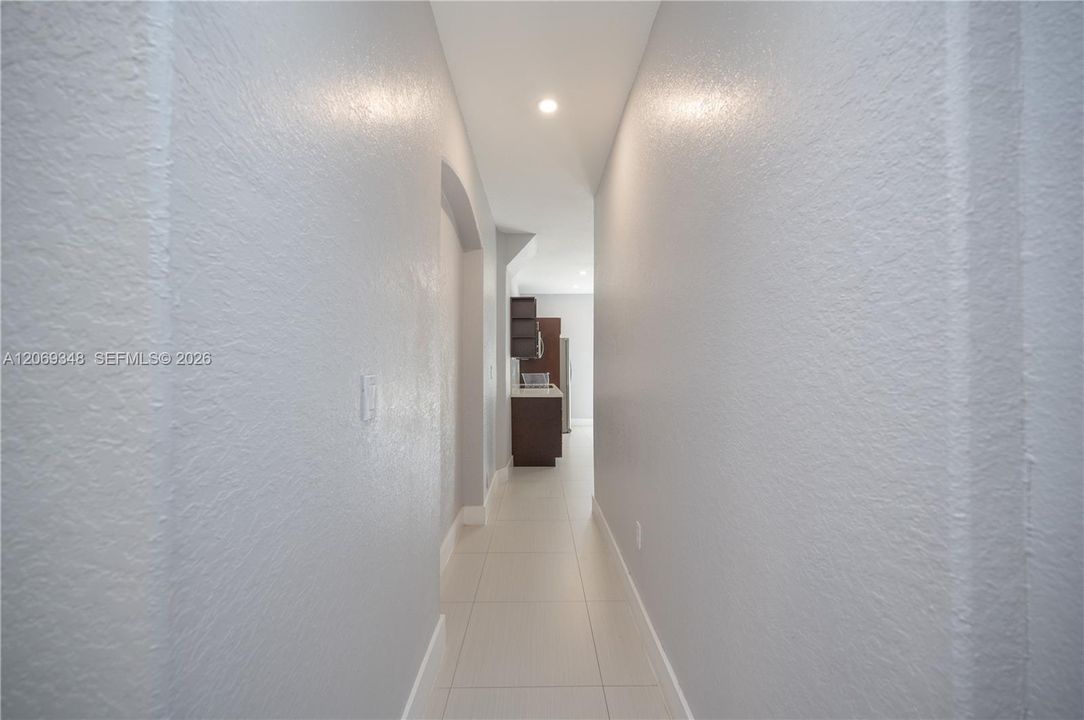 For Rent: $3,100 (4 beds, 2 baths, 2545 Square Feet)
