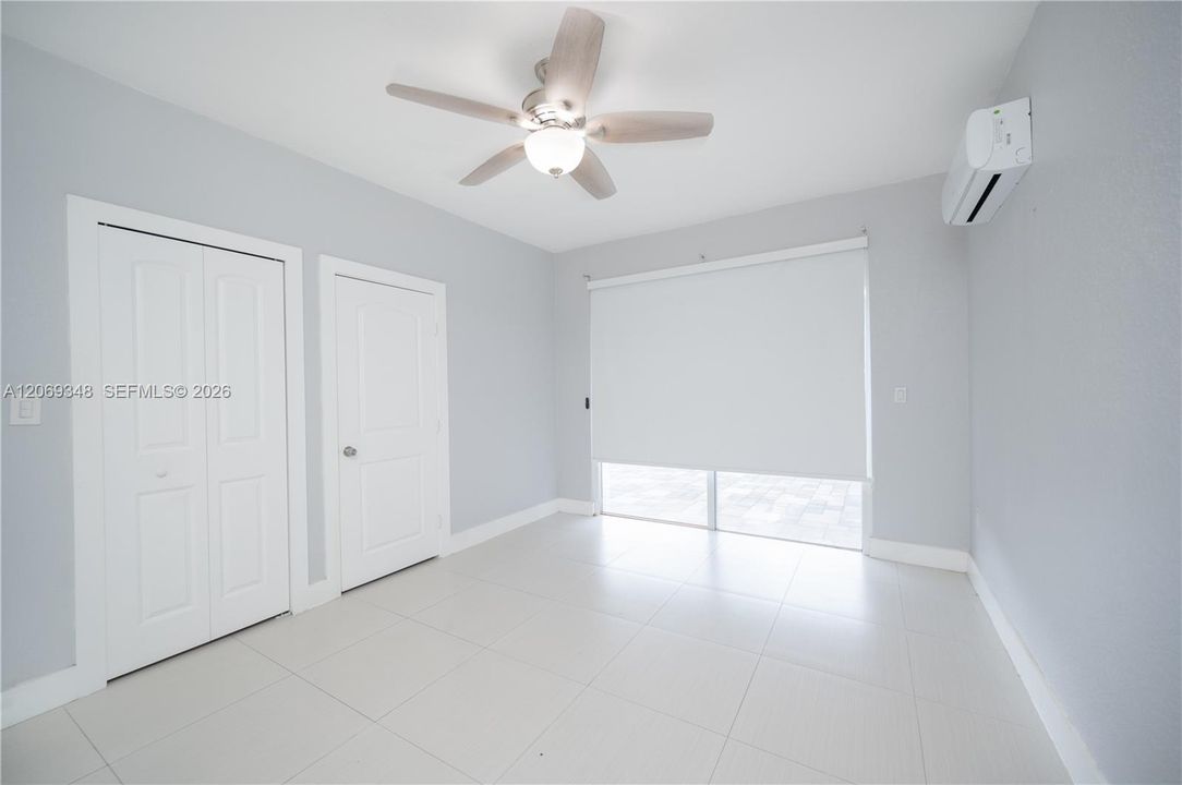 For Rent: $3,100 (4 beds, 2 baths, 2545 Square Feet)