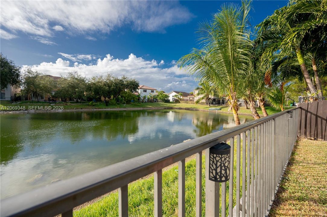 For Rent: $3,100 (4 beds, 2 baths, 2545 Square Feet)