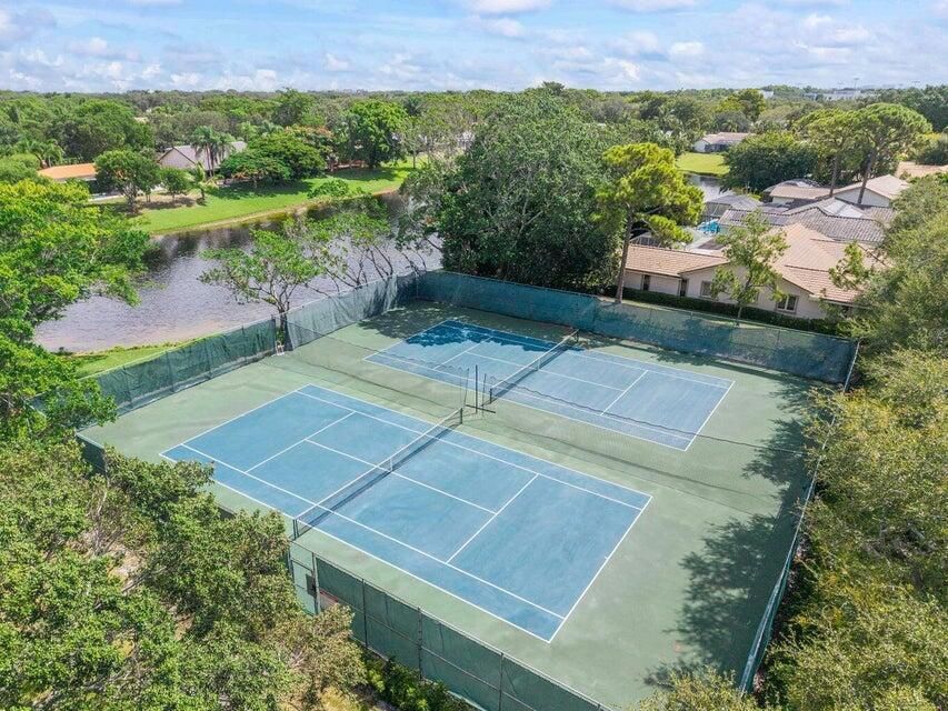 Tennis Courts