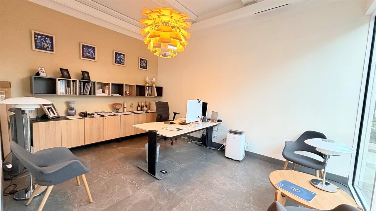 Private Office 1