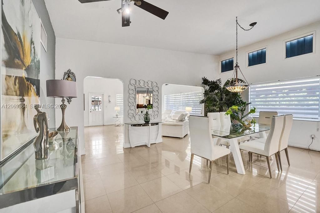 For Sale: $2,300,000 (3 beds, 2 baths, 2286 Square Feet)