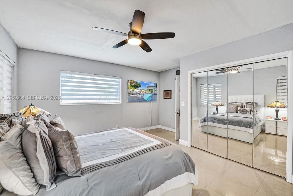 For Sale: $2,300,000 (3 beds, 2 baths, 2286 Square Feet)