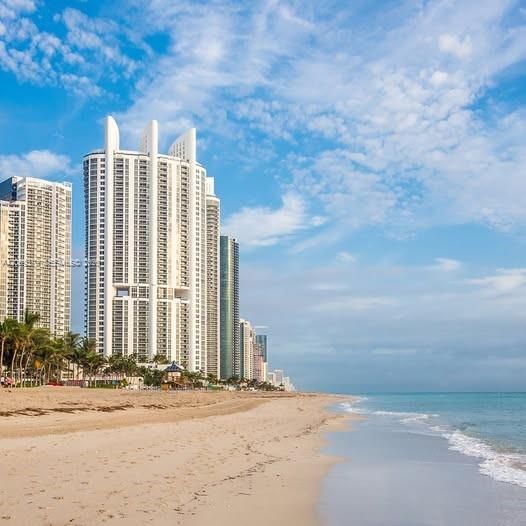 Walking distance to the Beach