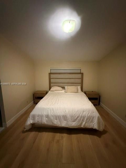 For Rent: $3,000 (3 beds, 2 baths, 1206 Square Feet)