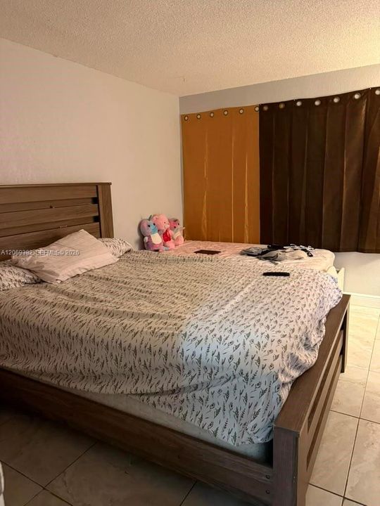 На продажу: $135,000 (1 спален, 1 ванн, 588 Квадратных фут)