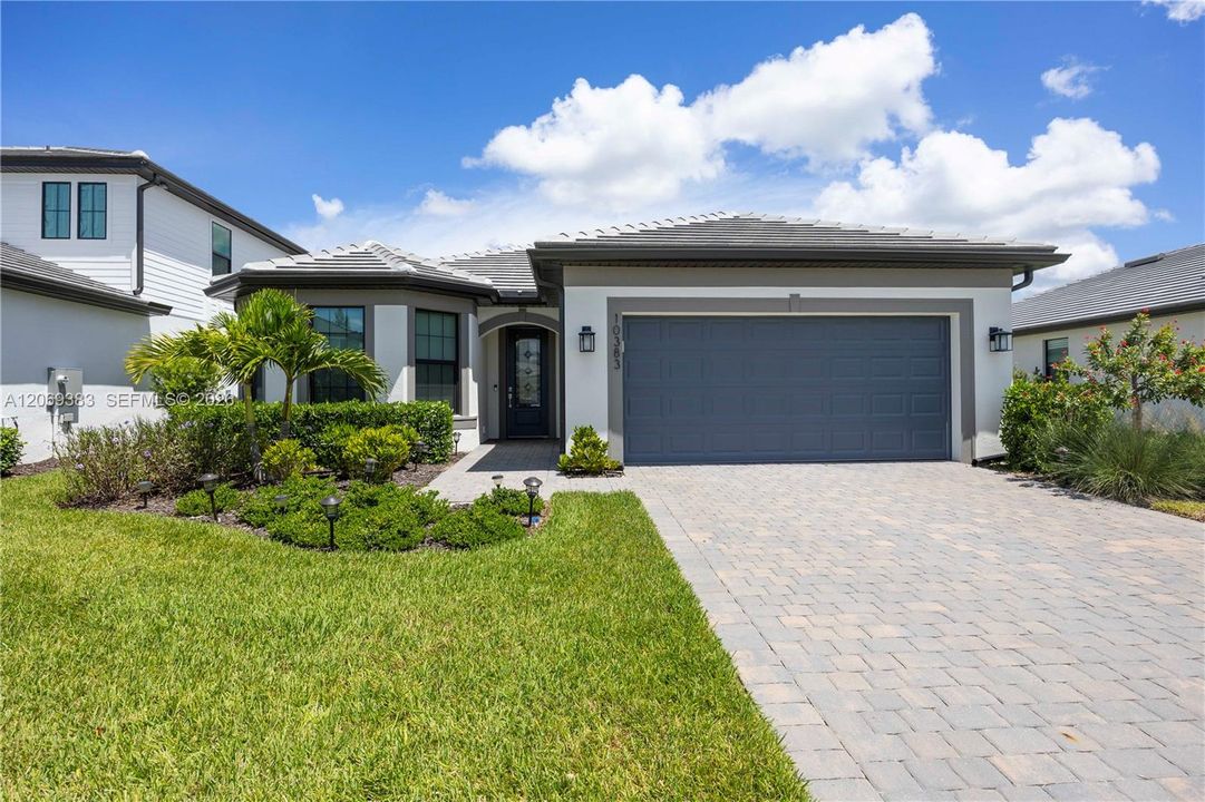 For Rent: $6,000 (3 beds, 2 baths, 2218 Square Feet)