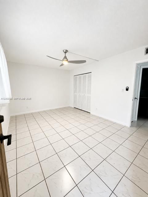For Rent: $2,300 (2 beds, 2 baths, 960 Square Feet)