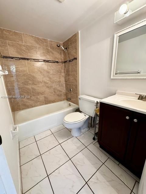 2nd bath/shower