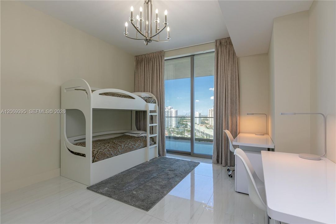 3rd Bedroom with En Suite Full Bath