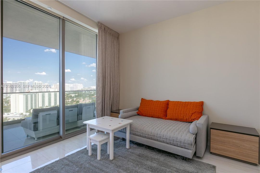 2nd Bedroom with En Suite Full Bathroom / Walk in Closet and Western Views from Balcony