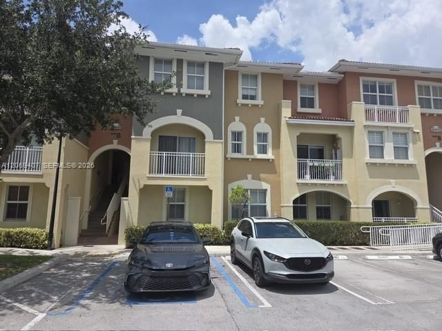 For Sale: $375,000 (3 beds, 2 baths, 1207 Square Feet)