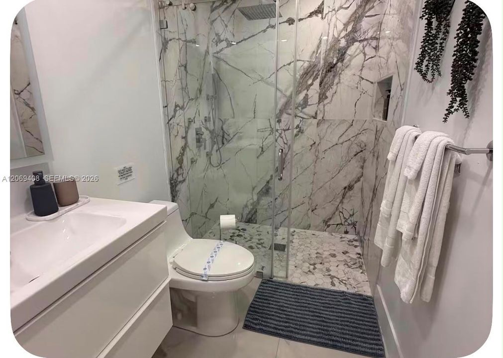 En Venta: $755,990 (5 camas, 3 baños, 1730 Pies cuadrados)