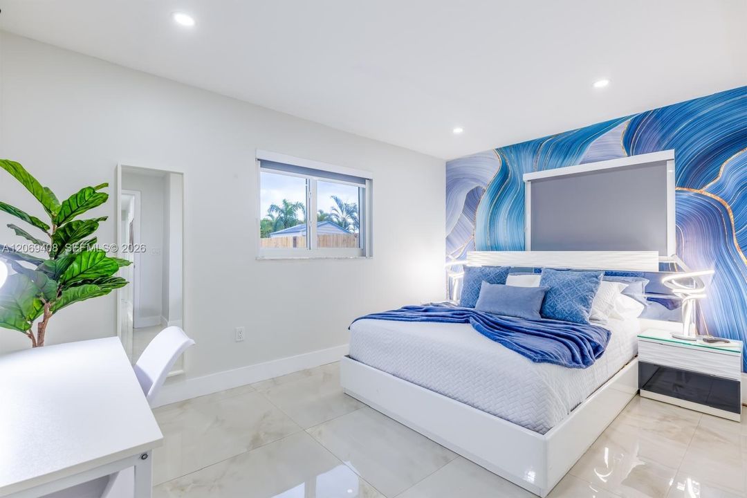 En Venta: $755,990 (5 camas, 3 baños, 1730 Pies cuadrados)