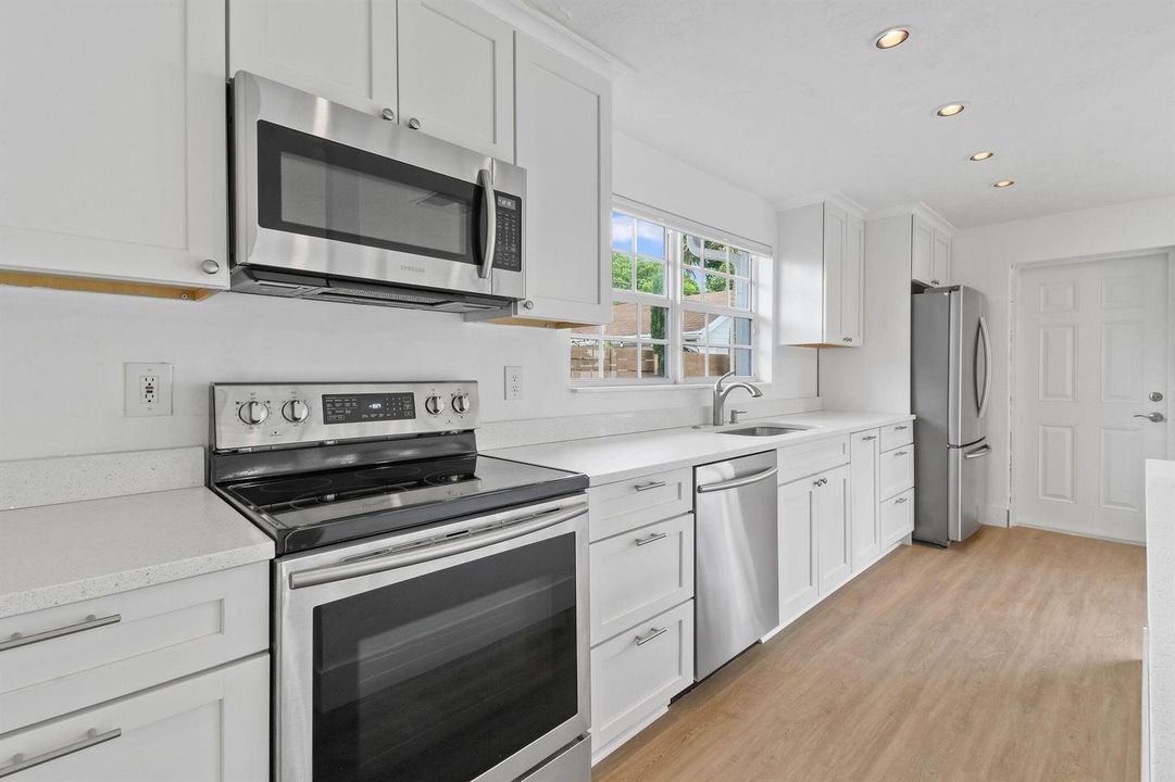 31929thSt_16