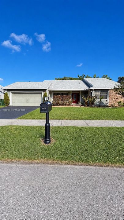 For Sale: $575,000 (3 beds, 2 baths, 1805 Square Feet)