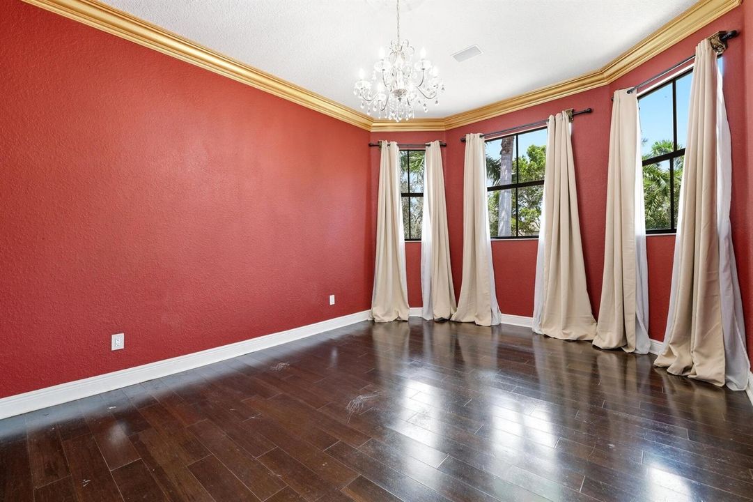 3rd Upstairs Bedroom