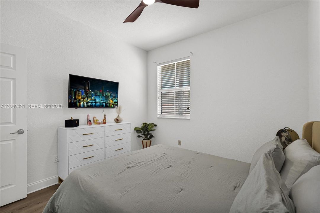 For Sale: $545,888 (3 beds, 2 baths, 1768 Square Feet)