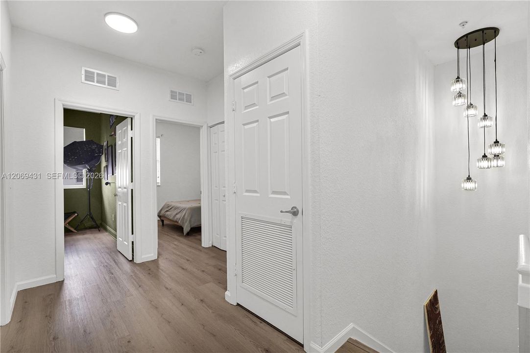 For Sale: $545,888 (3 beds, 2 baths, 1768 Square Feet)