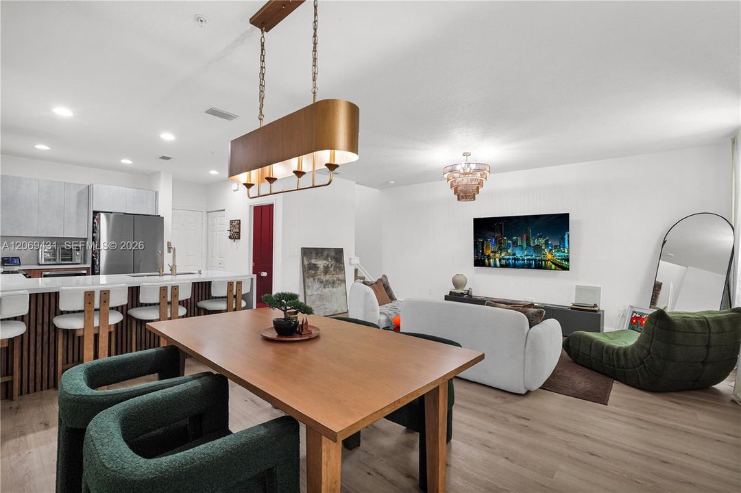 For Sale: $545,888 (3 beds, 2 baths, 1768 Square Feet)