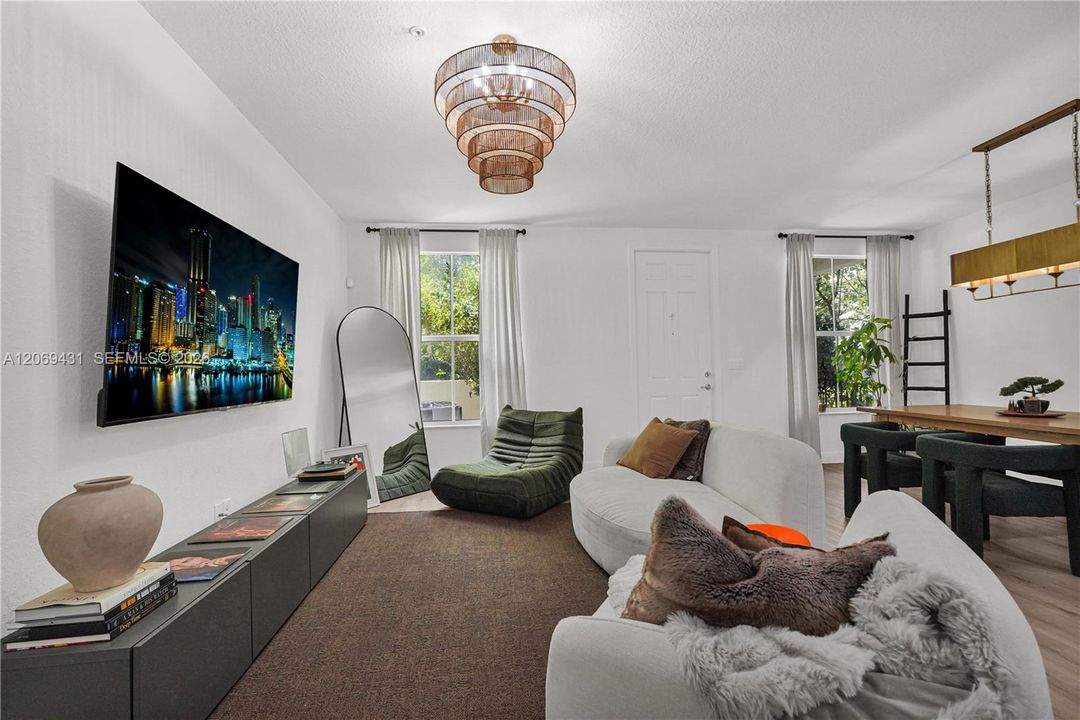 For Sale: $545,888 (3 beds, 2 baths, 1768 Square Feet)