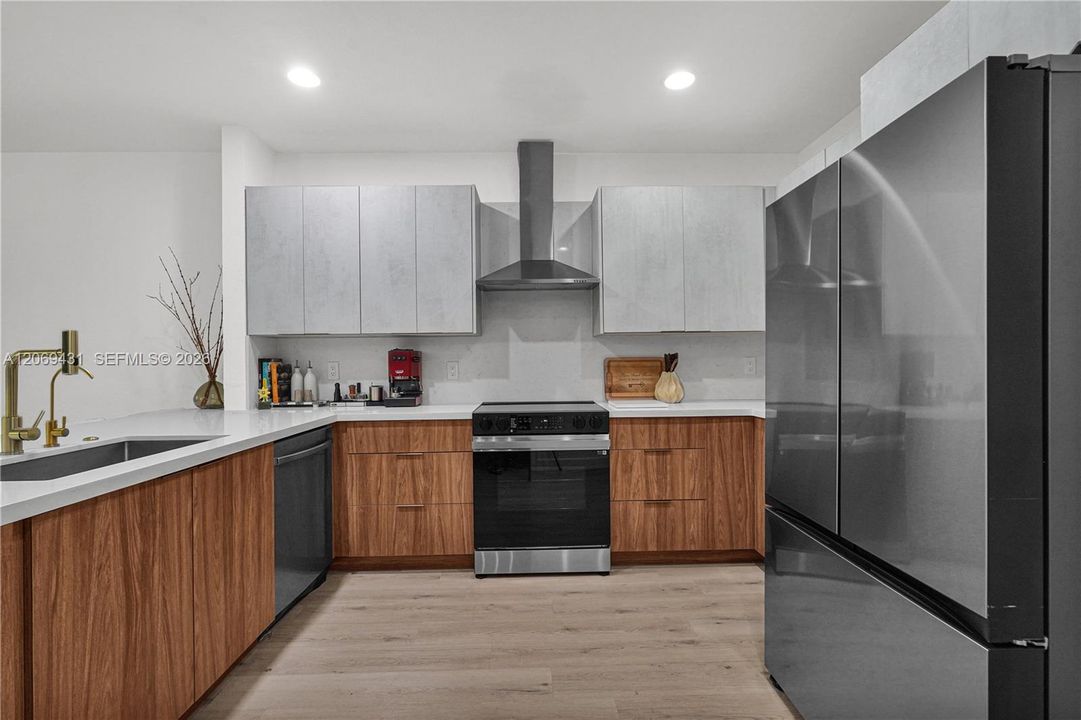 For Sale: $545,888 (3 beds, 2 baths, 1768 Square Feet)
